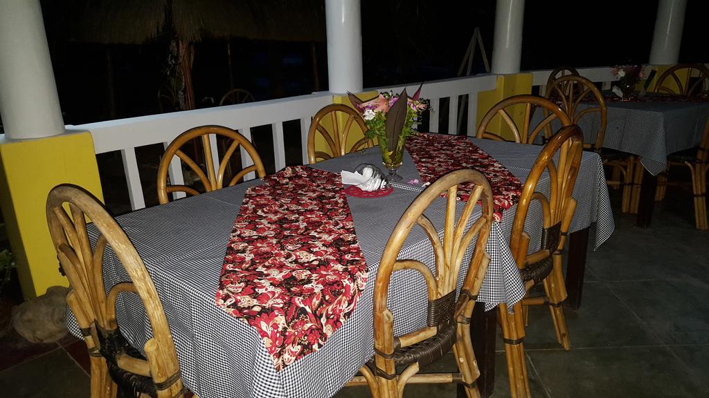 Alcantara  Moalboal Beach Resort מראה חיצוני תמונה