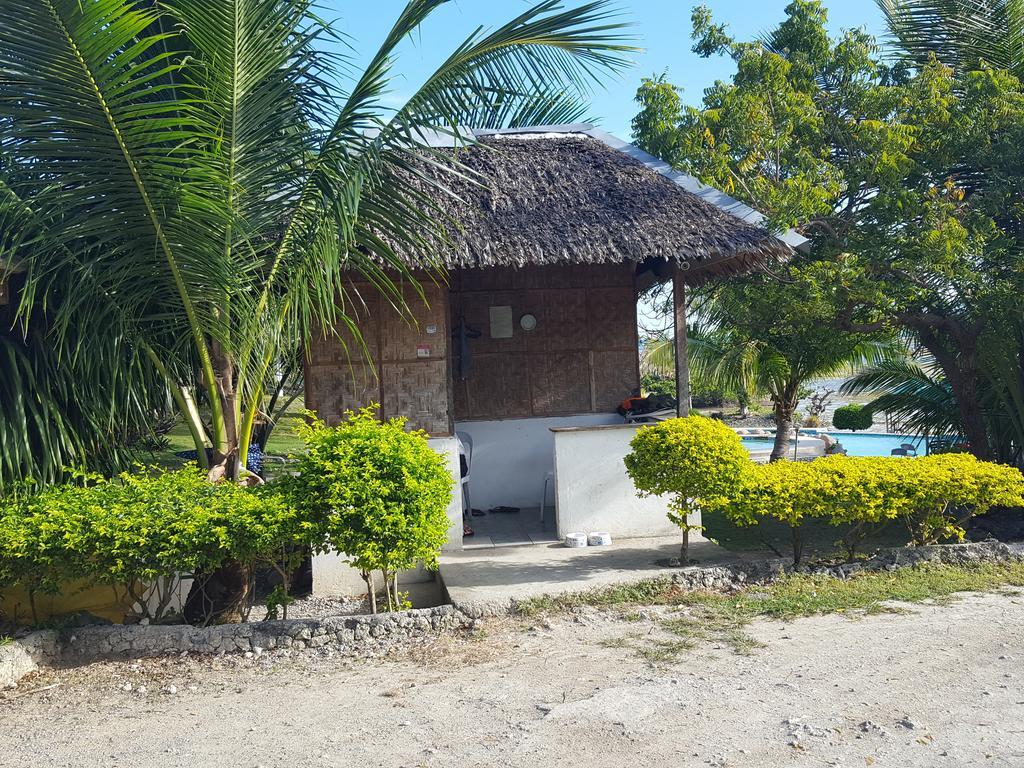 Alcantara  Moalboal Beach Resort מראה חיצוני תמונה