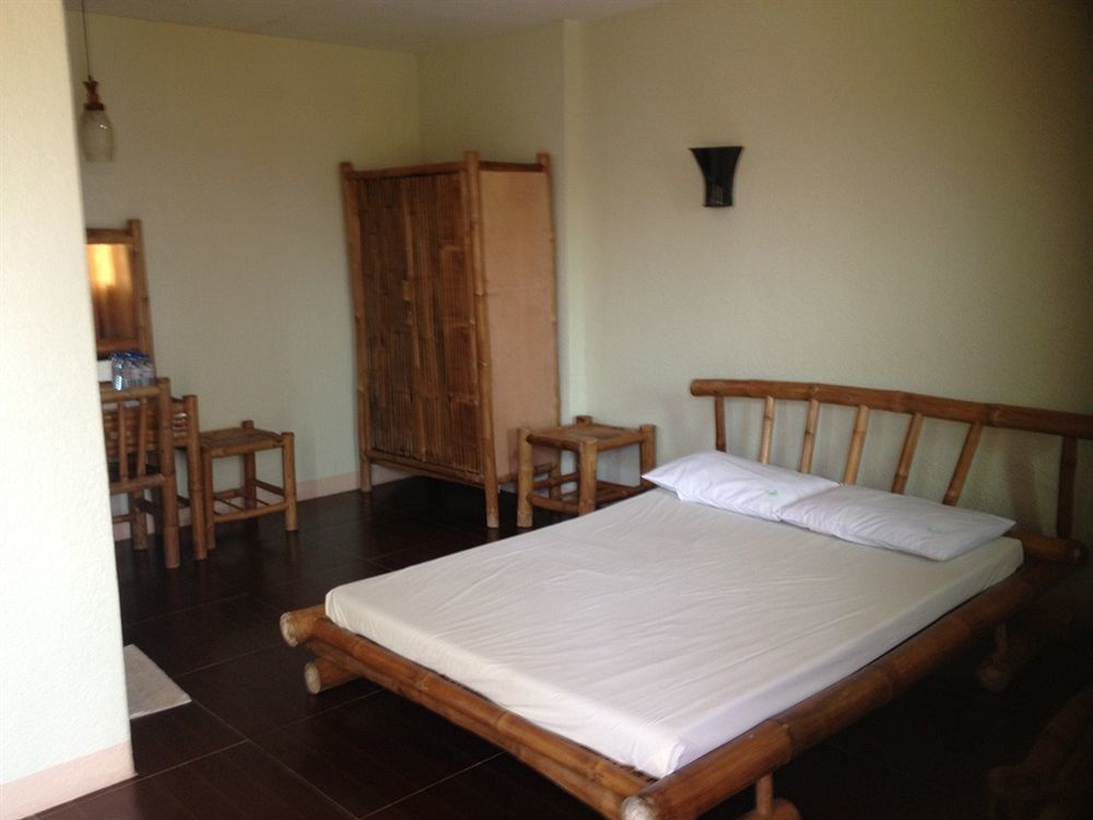 Alcantara  Moalboal Beach Resort מראה חיצוני תמונה
