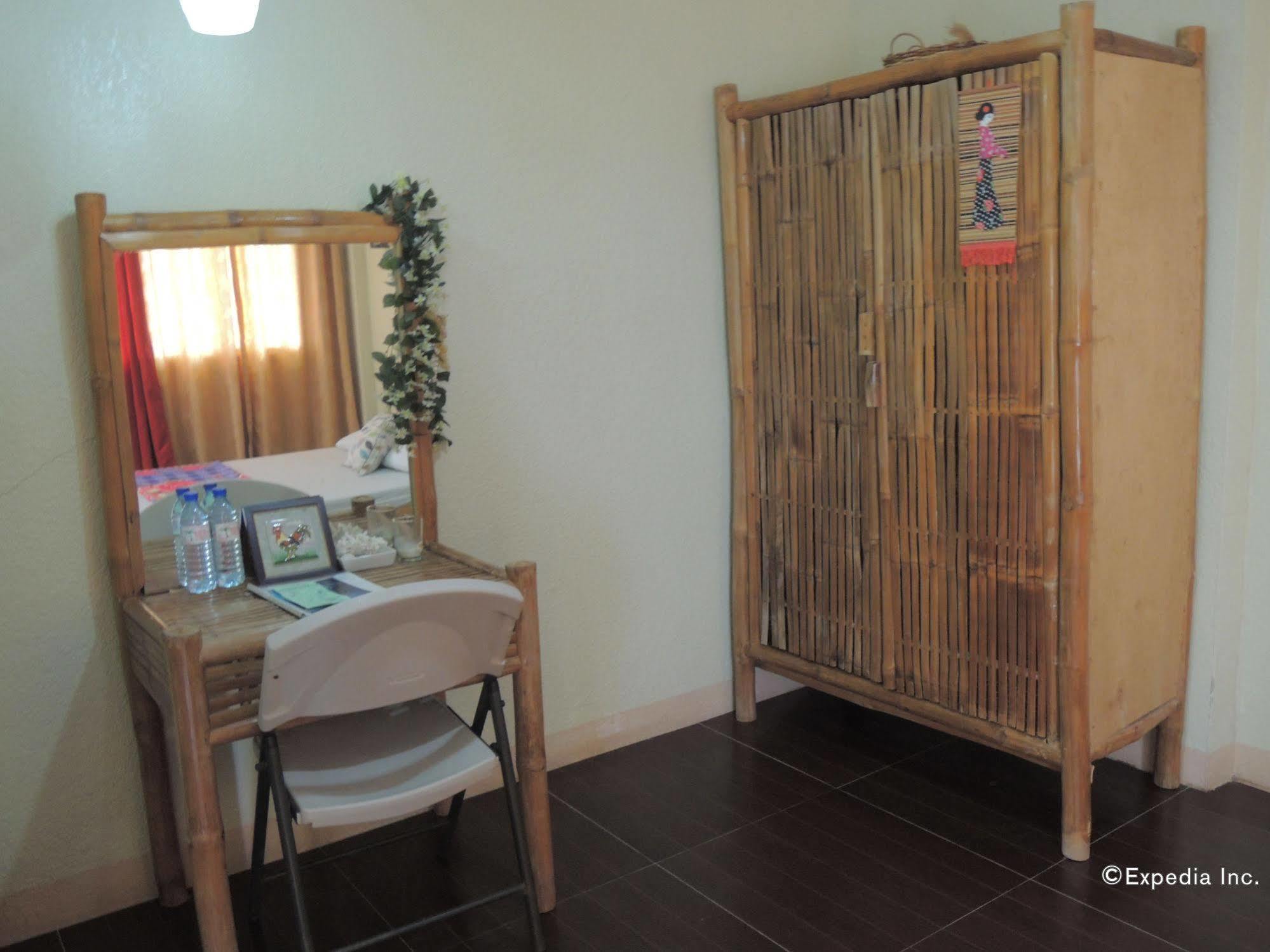 Alcantara  Moalboal Beach Resort מראה חיצוני תמונה